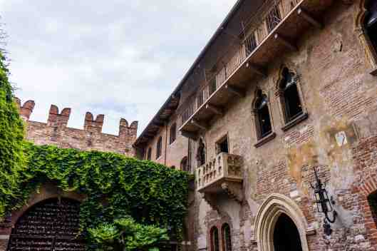 The famous balcony of Romeo and Juliet in Verona, Italy . Juliet's balcony